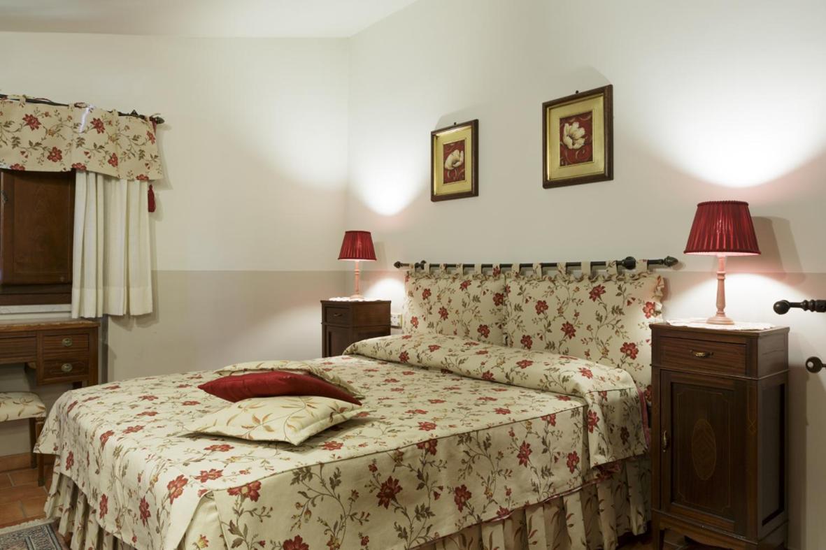 Bed and Breakfast Bosco D'Olmi Country House Sant'Andrea del Garigliano Exterior foto